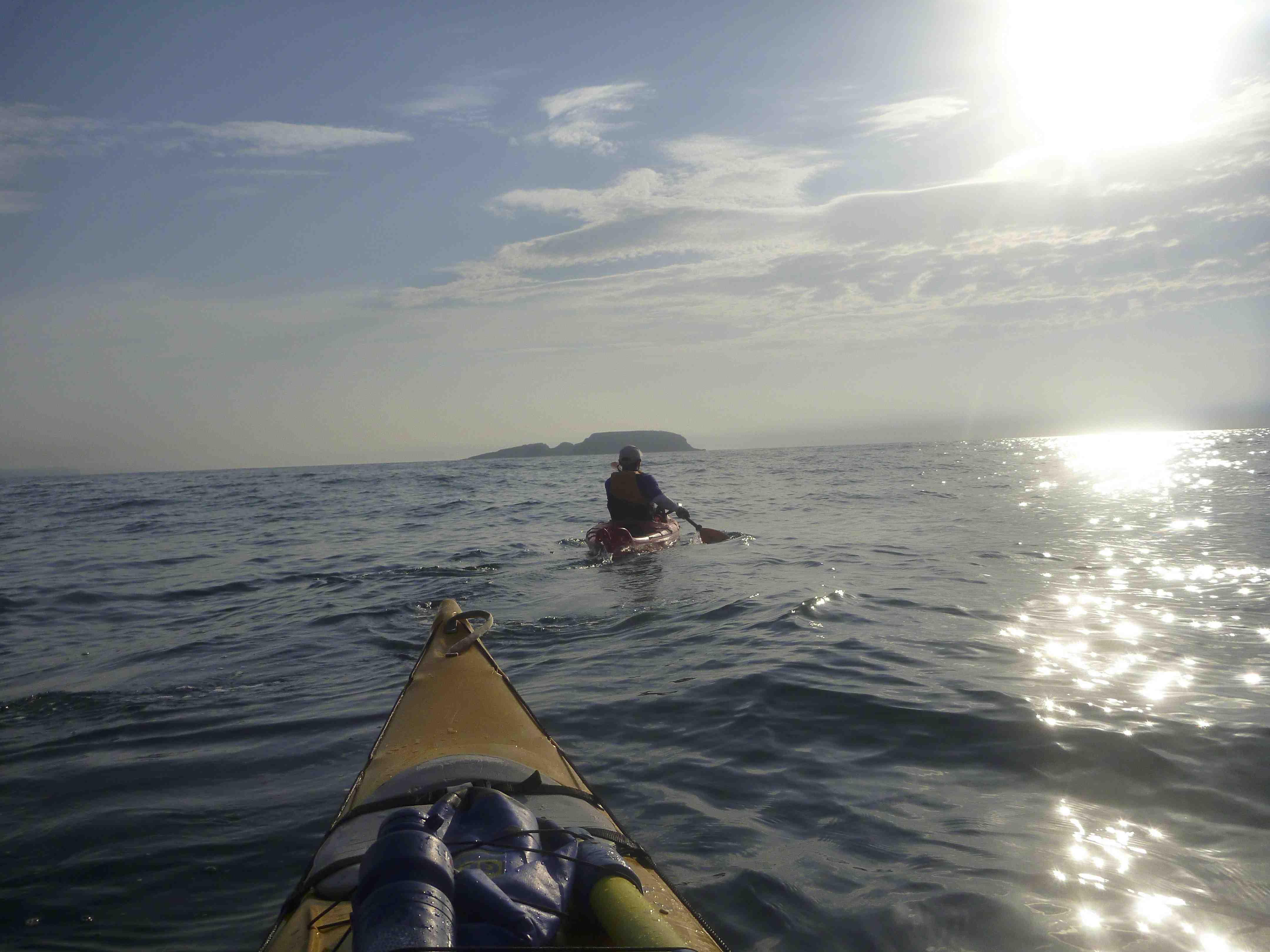 Sea Kayak Tour - The Tollgate Islands Batemans Bay - Advanced kayakers only 
